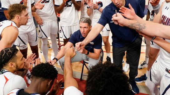 Colonials turn in strong performance in loss at No. 21 Dayton taken in Altoona, Pa. (Robert Morris)